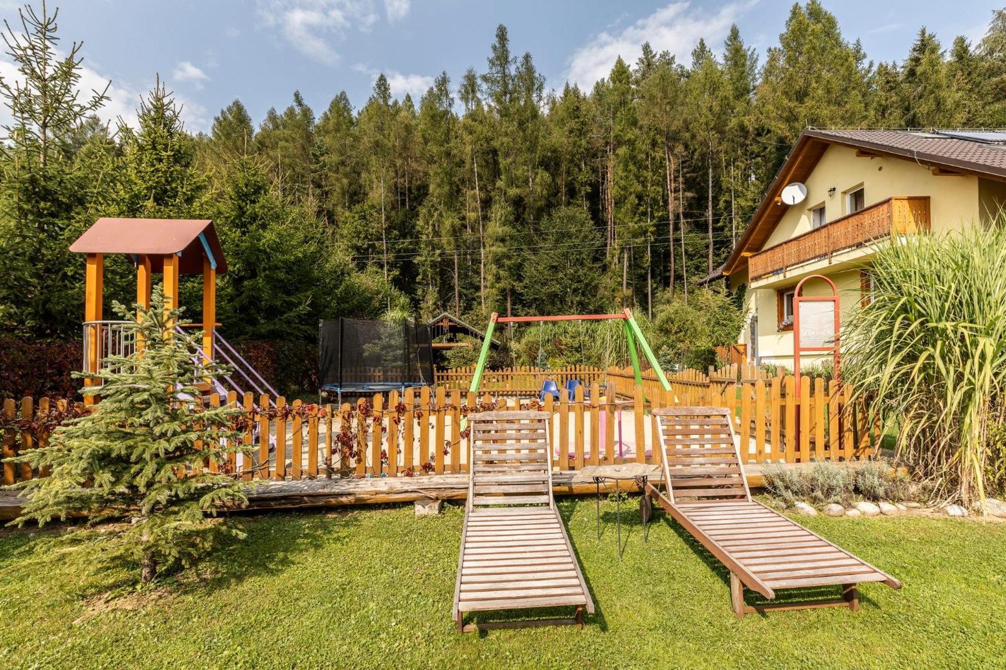 Apartamenty Zielona Owieczka Niedzica Zamek Exteriör bild