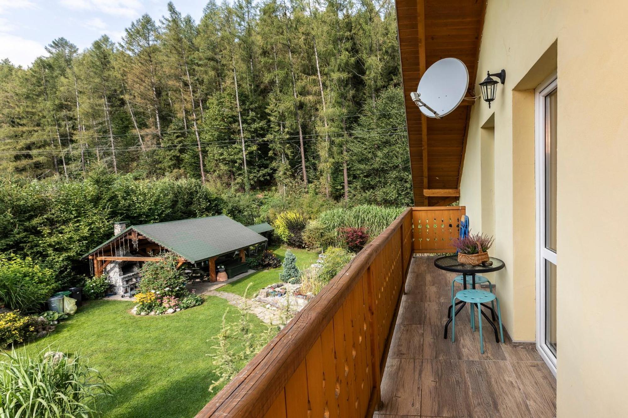 Apartamenty Zielona Owieczka Niedzica Zamek Exteriör bild