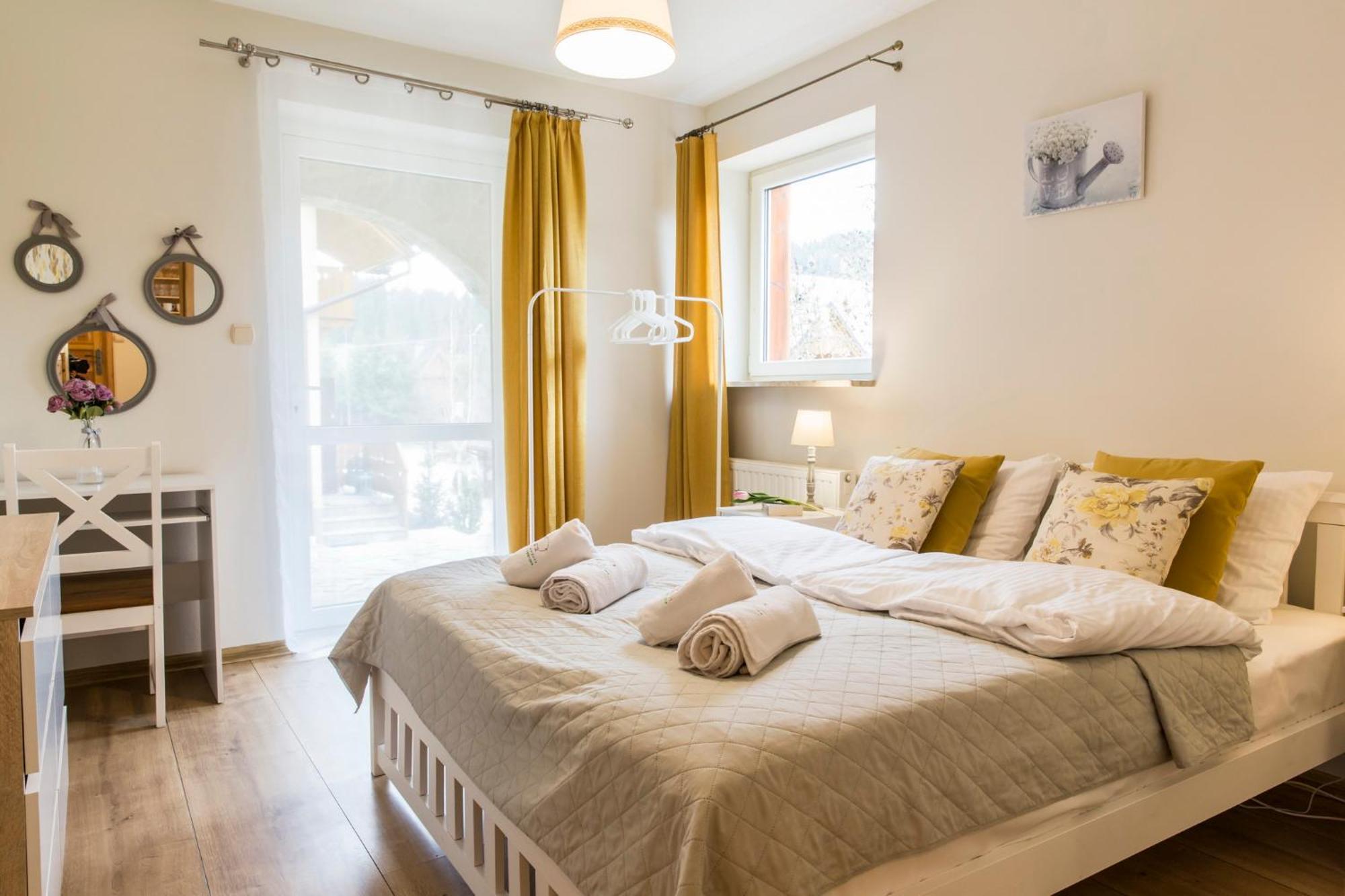 Apartamenty Zielona Owieczka Niedzica Zamek Exteriör bild
