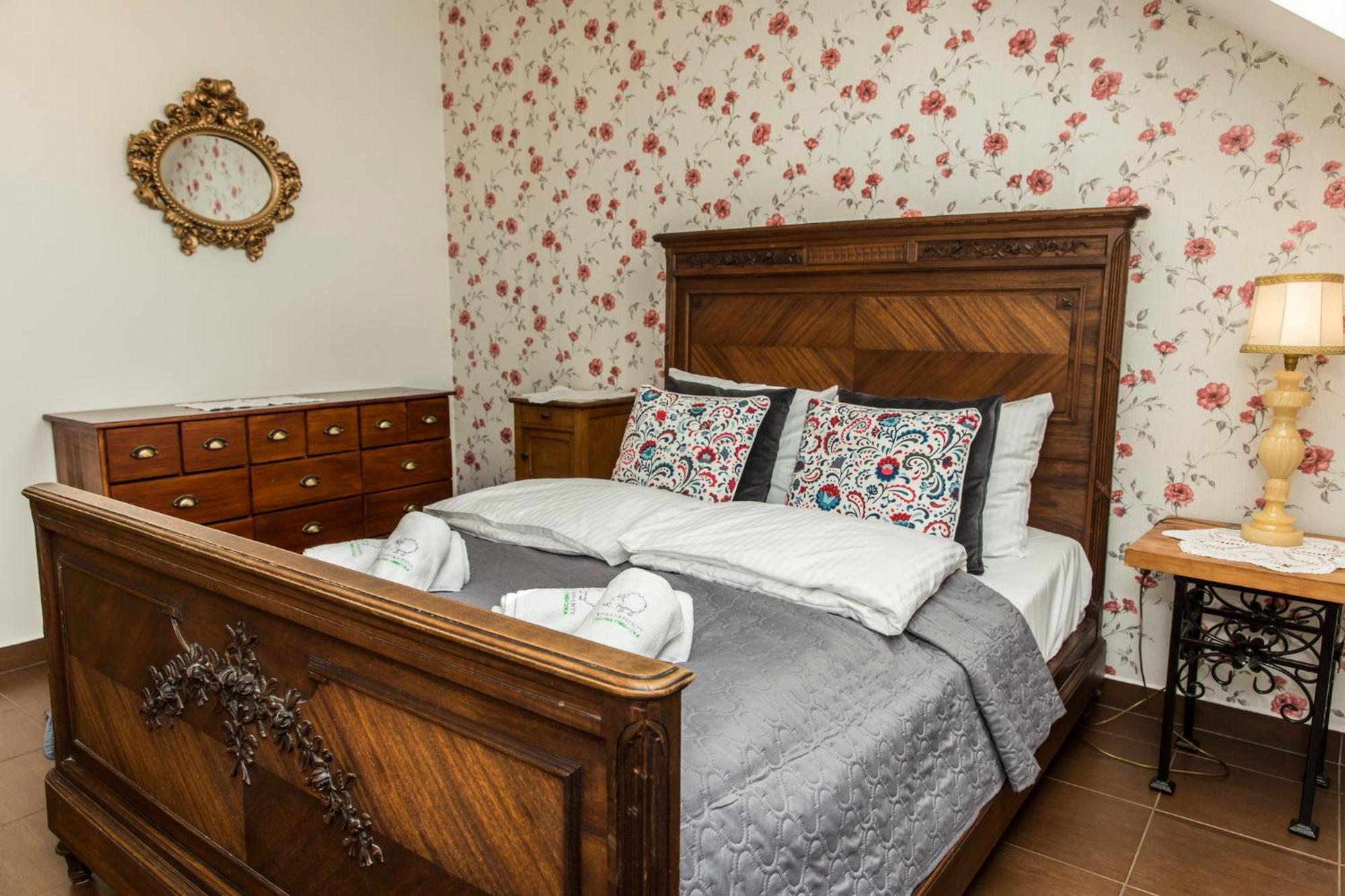 Apartamenty Zielona Owieczka Niedzica Zamek Exteriör bild