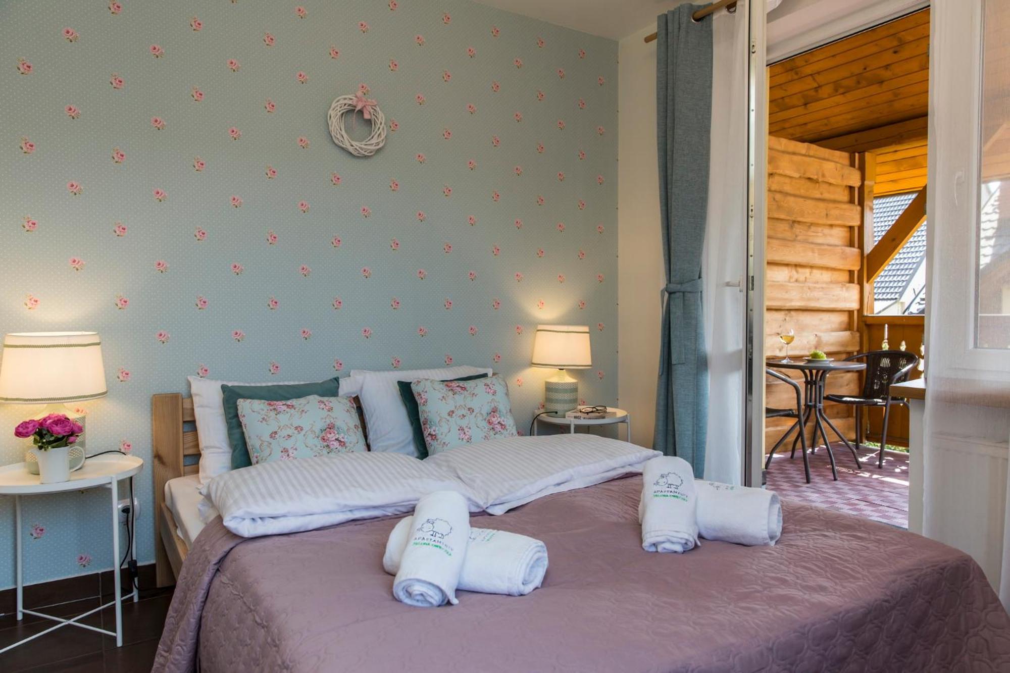 Apartamenty Zielona Owieczka Niedzica Zamek Exteriör bild