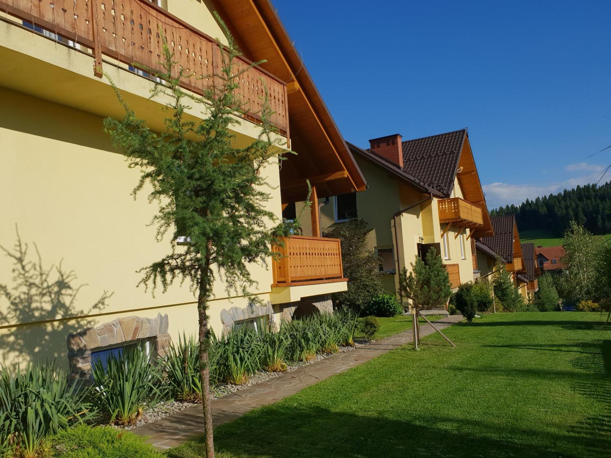 Apartamenty Zielona Owieczka Niedzica Zamek Exteriör bild